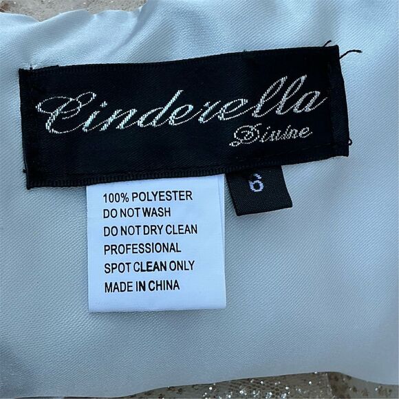 Cinderella Divine Women's Champagne Beaded Evening Gown Size 6 - Picture 3 of 12